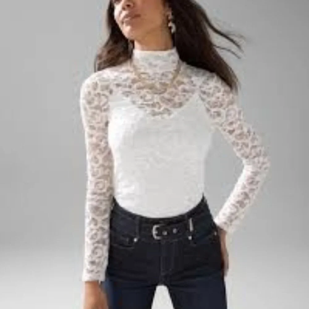 WHITE HOUSE BLACK MARKET ECRU LACE TURTLENECK LONG SLEEVE TOP XS NEW WITH TAGS